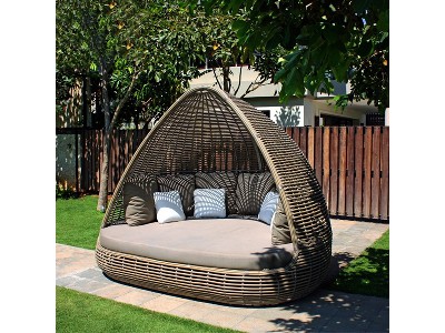 Rattan round bed 3