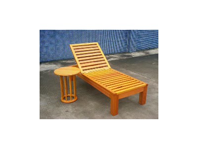 Solid wood deck chair 4