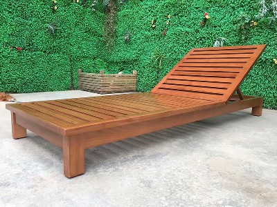 Solid wood deck chair 9