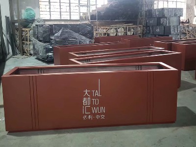 Steel structure flower box 4